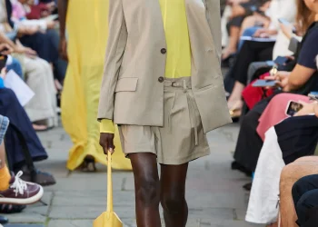 As Maiores Tendências de Moda para o Verão 2025 que Você Não Pode Perder!