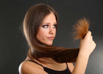 Pontas Duplas no Cabelo: O Que Fazer para se Livrar Delas de Uma Vez por Todas