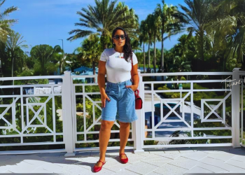 Bermuda Jeans: O Curinga que Vai do Casual ao Social na Primavera/Verão 2025