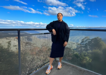 Como usar os tênis coloridos nesta temporada