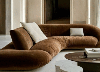 Tons terrosos: por que o marrom voltou com tudo na decoração