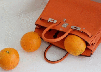 O Laranja da Hermès: Como uma Cor se Tornou Ícone de Luxo no Mundo da Moda