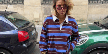 A camisa de rugby entra em campo no closet feminino: o sport chic da vez