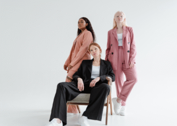 Do office ao jantar: como usar alfaiataria de forma versátil em 2025