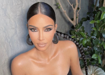 Penteados de Kim Kardashian: Quatro Looks Para Elevar o Seu Glamour