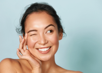 Como cuidar da pele no verão europeu: frescor, proteção e muito glow