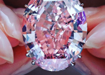 Pink Star: o diamante rosa mais caro já vendido no mundo