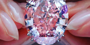 Pink Star: o diamante rosa mais caro já vendido no mundo